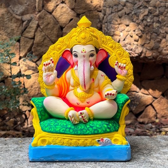 18'' Sofa Baal Ganesh No 6 CM